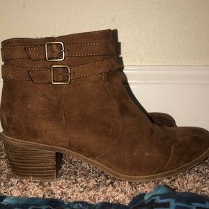 American Eagle Brown Boots 8 1/2